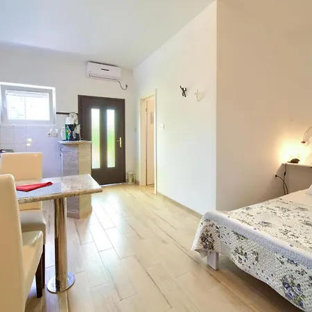 Appartement Nena *