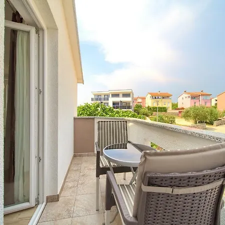 Nena Appartement *