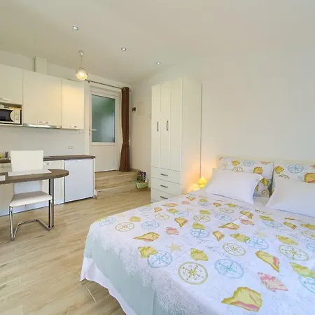 Nena Appartement Krk Town