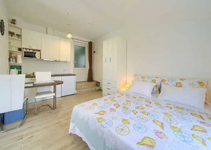 Nena Apartament Krk Town